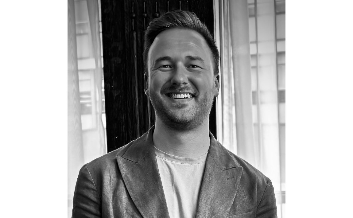 Headshot of Matthew Cooper
