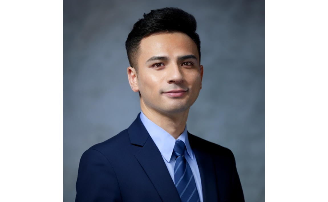 Headshot of Tiehao Yang