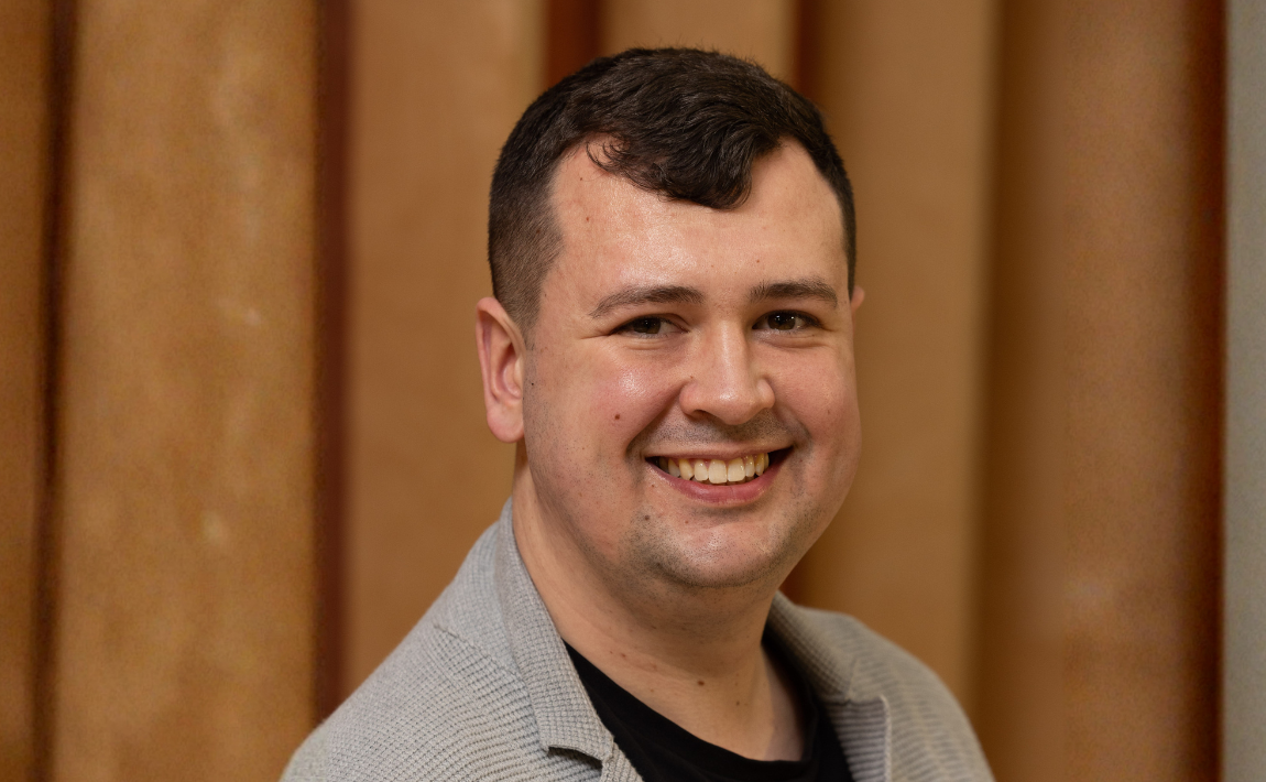 Headshot of Elliot, recipient of the Tony Trapp PhD Studentship