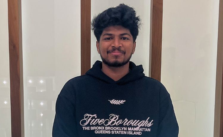 Headshot of Fabin Manu