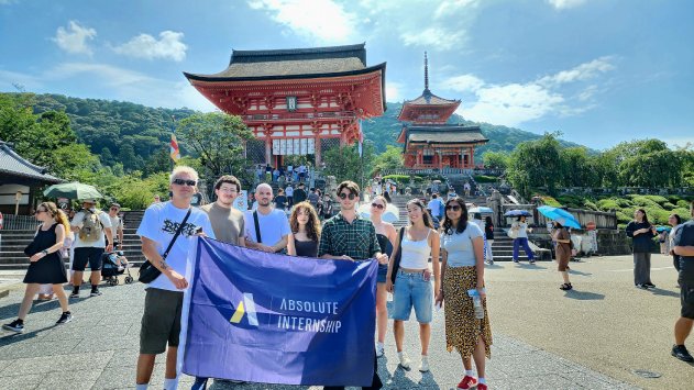 A group of interns doing some sightseeing