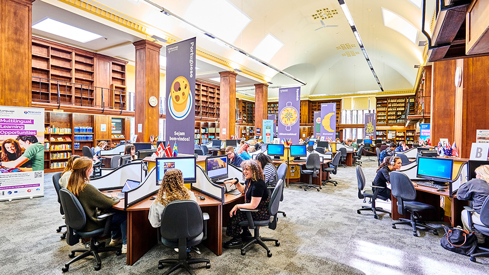 Students working on computers in the Language Resource Centre